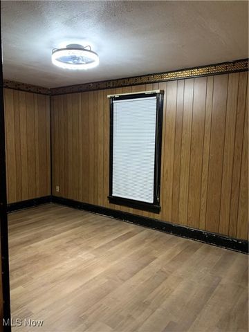 1661 E 93rd Street, Cleveland, OH 44106