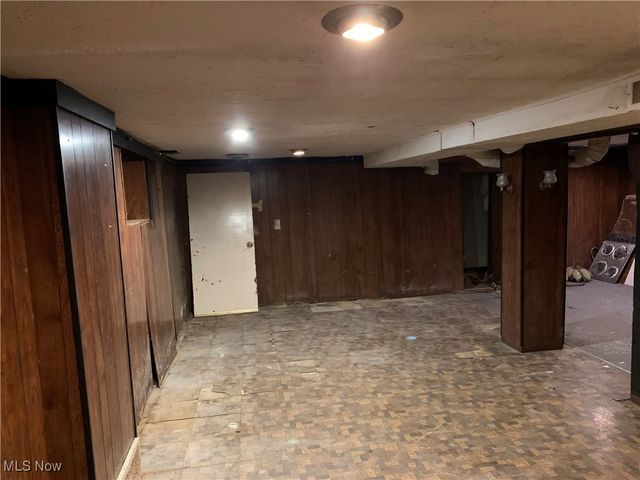 1661 E 93rd Street, Cleveland, OH 44106