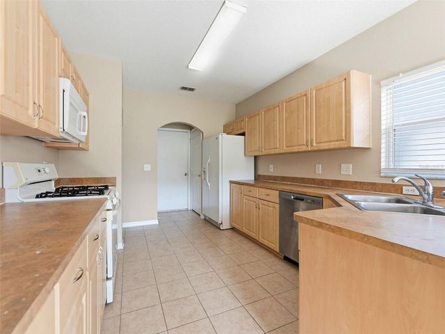 15123 DEER MEADOW DRIVE, Lutz, FL 33559