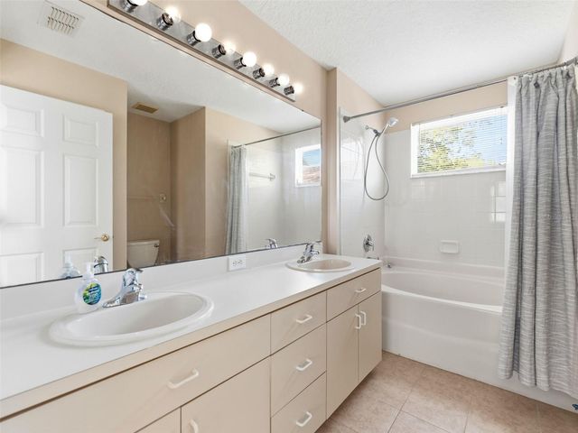 15123 DEER MEADOW DRIVE, Lutz, FL 33559