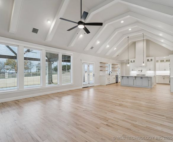 8320 E 106th Place North, Owasso, OK 74055