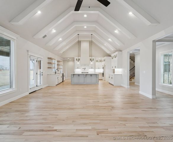 8320 E 106th Place North, Owasso, OK 74055