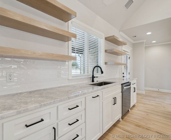 8320 E 106th Place North, Owasso, OK 74055