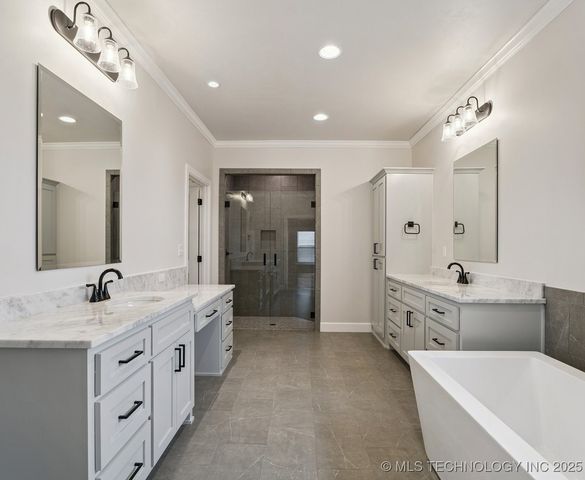 8320 E 106th Place North, Owasso, OK 74055