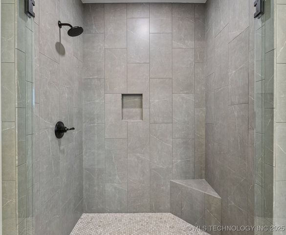 8320 E 106th Place North, Owasso, OK 74055