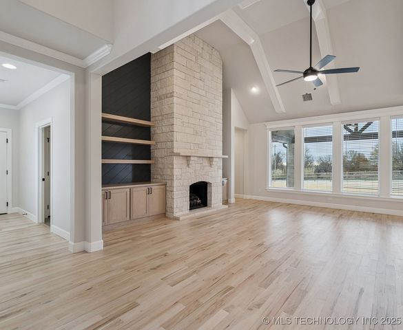 8320 E 106th Place North, Owasso, OK 74055