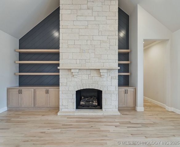 8320 E 106th Place North, Owasso, OK 74055