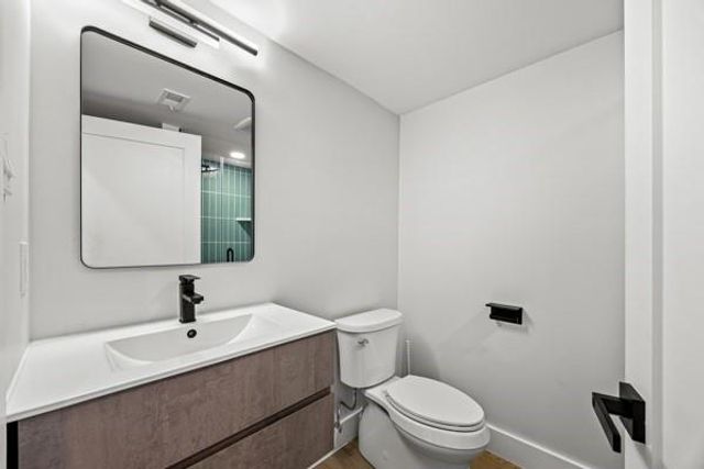 6143 Ella Lee Lane, Houston, TX 77057