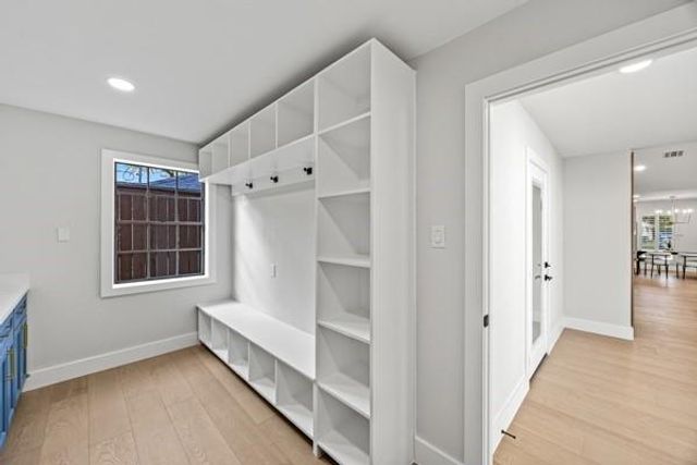 6143 Ella Lee Lane, Houston, TX 77057