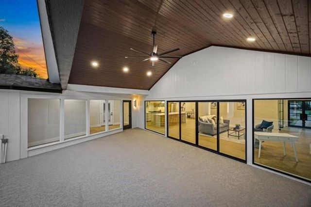 6143 Ella Lee Lane, Houston, TX 77057