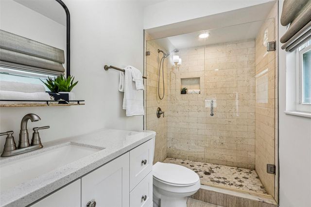 4708 W NEPTUNE STREET, Tampa, FL 33629
