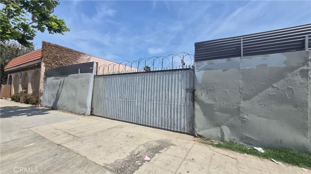 235 E Manchester, Los Angeles, CA 90003