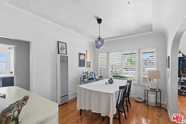 3411 Larga Avenue, Los Angeles, CA 90039