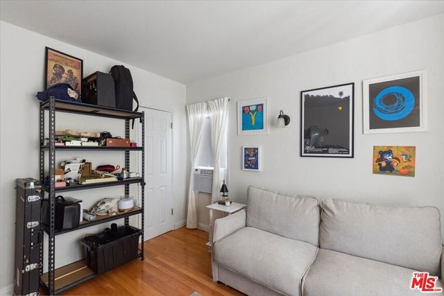 3411 Larga Avenue, Los Angeles, CA 90039