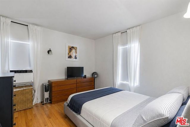 3411 Larga Avenue, Los Angeles, CA 90039