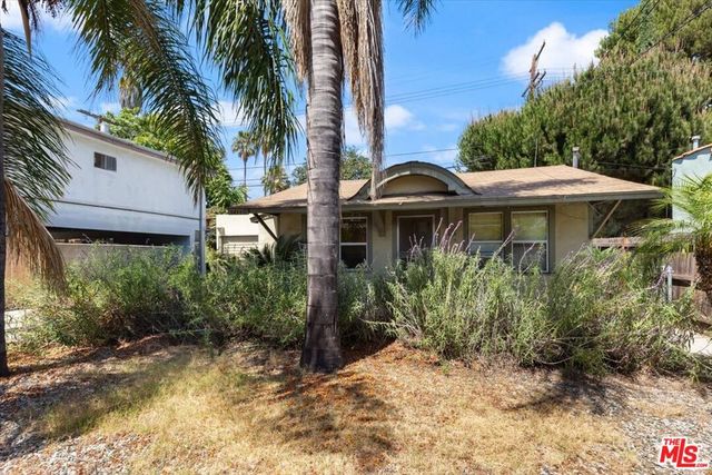 3411 Larga Avenue, Los Angeles, CA 90039