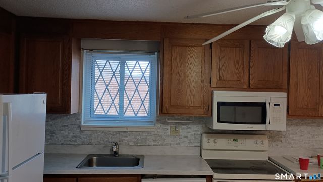 2 Branch Road APT 2A, Thomaston, CT 06787