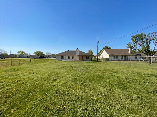 602 Torero Drive, Oak Point, TX 75068