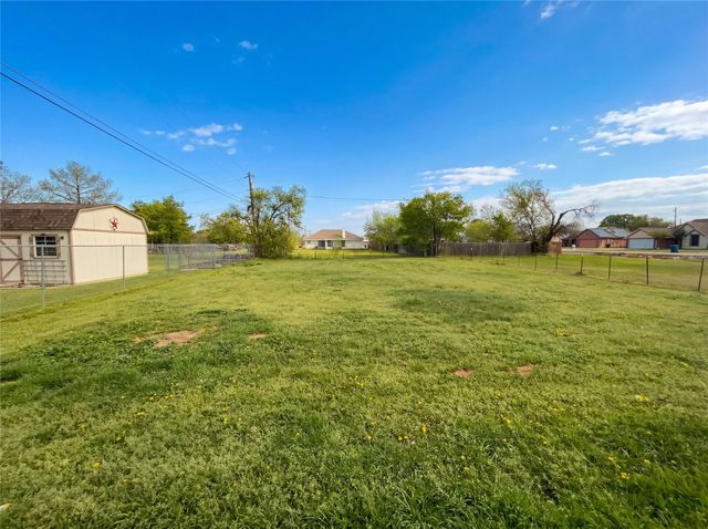 602 Torero Drive, Oak Point, TX 75068