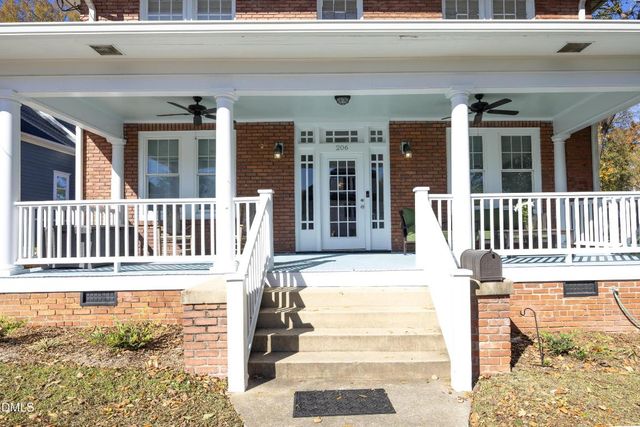 206 Ashe Avenue, Raleigh, NC 27605