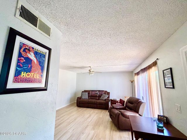 122 Moonstone Court, Port Orange, FL 32129