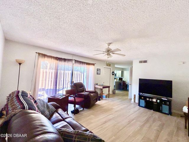 122 Moonstone Court, Port Orange, FL 32129