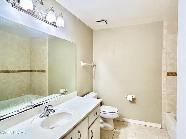 122 Moonstone Court, Port Orange, FL 32129