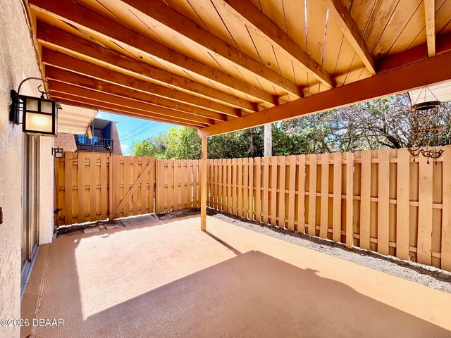 122 Moonstone Court, Port Orange, FL 32129