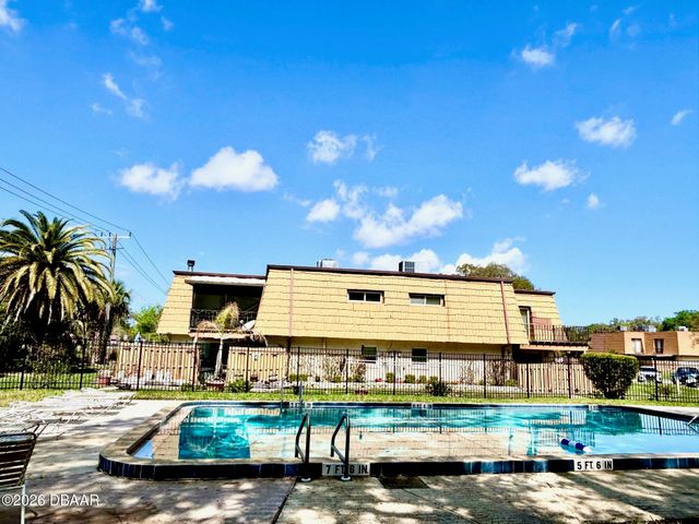 122 Moonstone Court, Port Orange, FL 32129