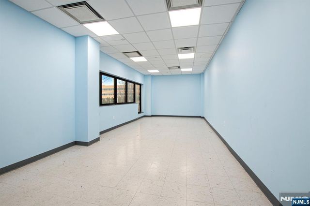 535 Grand Avenue, Englewood, NJ 07631