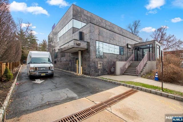 535 Grand Avenue, Englewood, NJ 07631