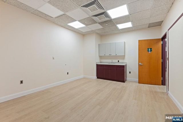 535 Grand Avenue, Englewood, NJ 07631