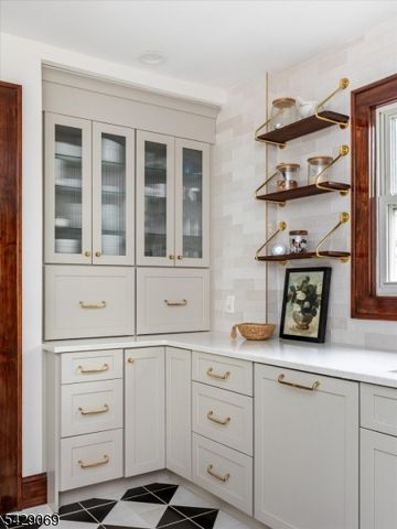 97 Boyden Ave, Maplewood Twp., NJ 07040