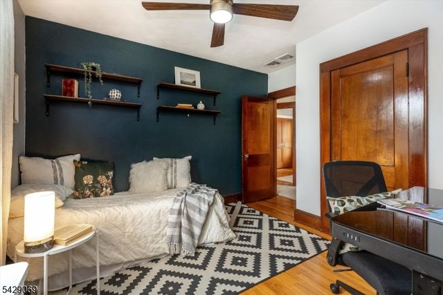 97 Boyden Ave, Maplewood Twp., NJ 07040