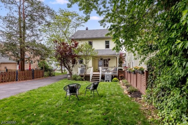 97 Boyden Ave, Maplewood Twp., NJ 07040