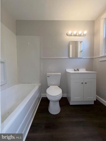517 LINDEN AVE, Burlington, NJ 08016