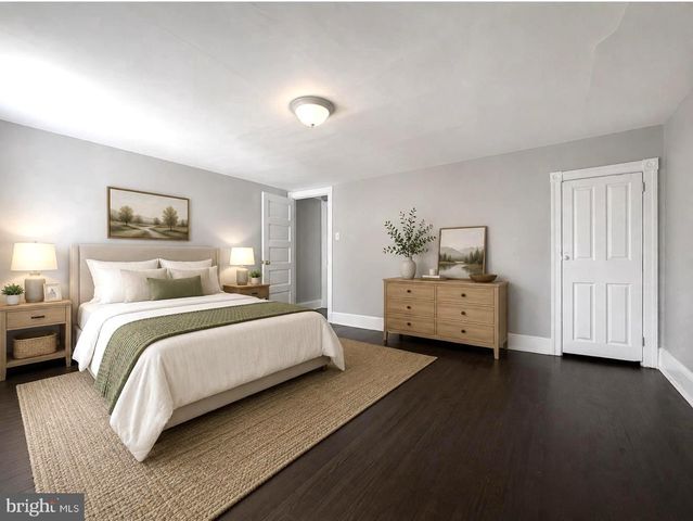 517 LINDEN AVE, Burlington, NJ 08016