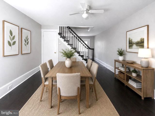 517 LINDEN AVE, Burlington, NJ 08016