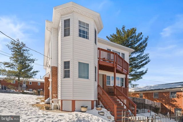 2218 S MONROE ST, Arlington, VA 22206