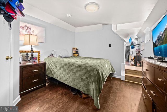 2218 S MONROE ST, Arlington, VA 22206