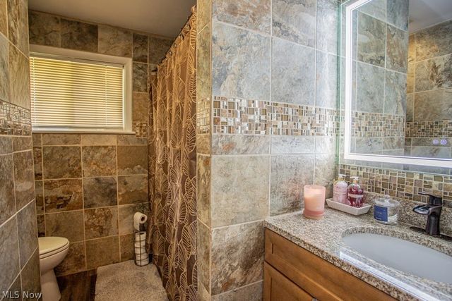 503 E Montrose Street, Youngstown, OH 44505