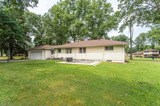 503 E Montrose Street, Youngstown, OH 44505