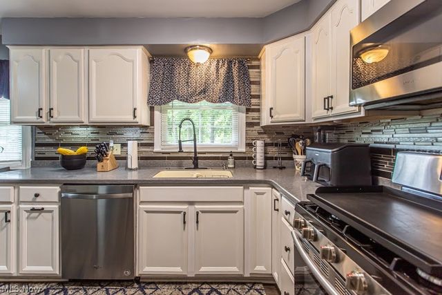 503 E Montrose Street, Youngstown, OH 44505