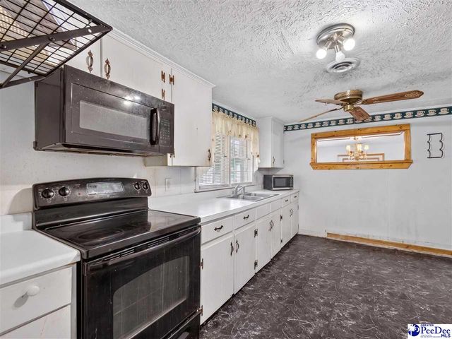 400 Woodward Dr, Conway, SC 29527