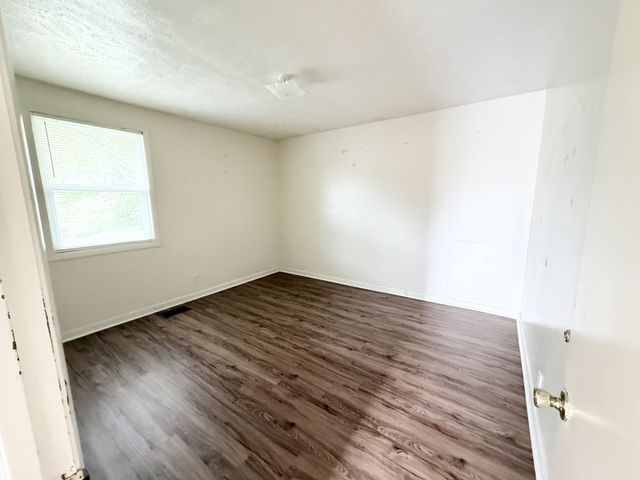 3280 Niagara Ct, Nashville, TN 37214