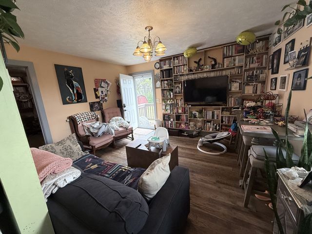 3280 Niagara Ct, Nashville, TN 37214