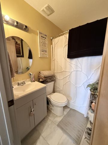 3280 Niagara Ct, Nashville, TN 37214