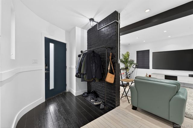 2033 Hering Avenue, Bronx, NY 10461