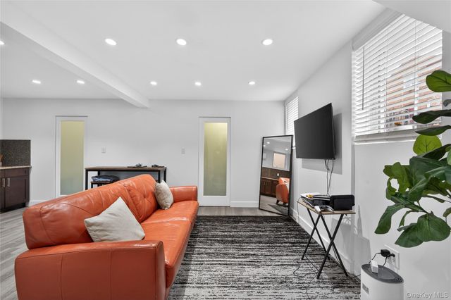 2033 Hering Avenue, Bronx, NY 10461