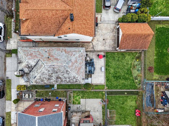 2033 Hering Avenue, Bronx, NY 10461